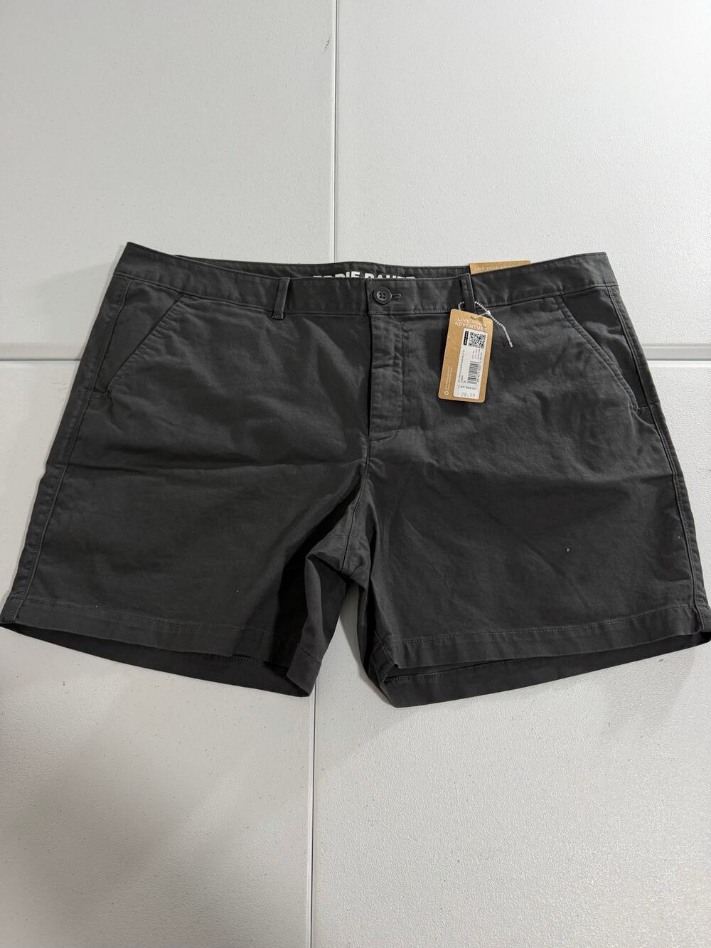 Eddie Bauer Womens Boyfriend Midrise Chino Shorts Sz 16 Carbon Gray NWT Stretch